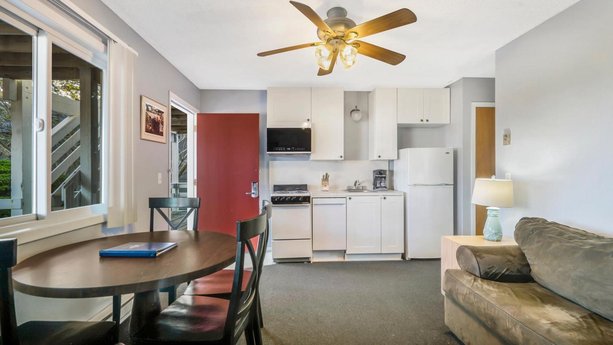 Montauk Oceanside Suites Buitenkant foto